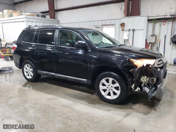 2013 Toyota Highlander with VIN 5TDBK3EH8DS242573, listed as a Copart auction lot 41756835 with 194,934 mi miles and Salvage Title. Bid and sale history available at carsss.com. Image 4.