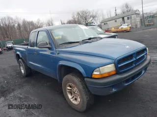 2003 Dodge Dakota Sport with VIN 1D7HG32NX3S322085, listed as a IAAI auction lot 41780125 with 95,321 mi miles. Bid and sale history available at carsss.com. Image 1.