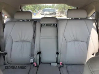 2006 Lexus RX 400h with VIN JTJHW31U660026841, listed as a Copart auction lot 60598935 with 185,947 mi miles and Salvage title. Bid and sale history available at DreamBid. Image 10.