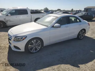 2018 Mercedes-Benz C 300 z VIN 55SWF4JB0JU261517, wystawiony jako Copart lot #55634265 z przebiegiem 75 945 mil mil oraz Szkoda całkowita • Salvage title. Historia ofert i sprzedaży dostępna na DreamBid. Obrazek 1.