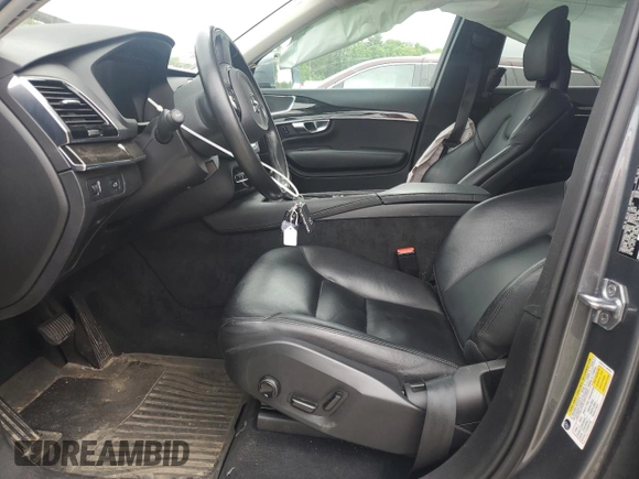 2018 Volvo XC90 Momentum with VIN YV4102XK8J1202925, listed as a Copart auction lot 57711974 with 75,177 mi miles and Salvage Title. Bid and sale history available at carsss.com. Image 7.