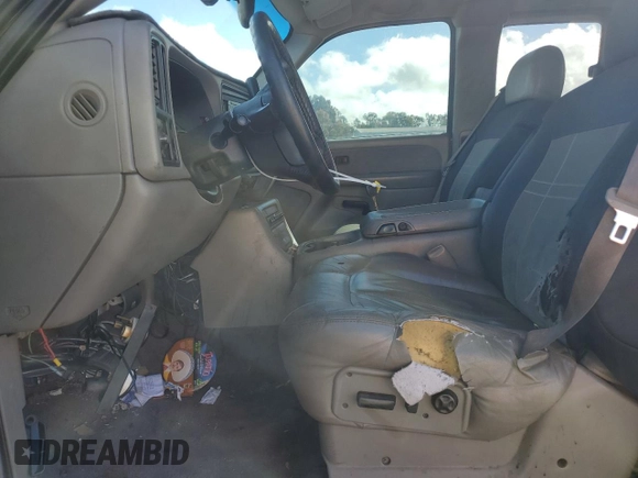 2001 Chevrolet Silverado 1500 with VIN 1GCEC19T81Z142836, listed as a Copart auction lot 49498445 with 337,498 mi miles and Salvage Title. Bid and sale history available at carsss.com. Image 7.