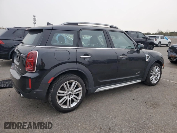 2024 MINI Countryman Cooper S with VIN WMZ83BR02R3R41180, listed as a Copart auction lot 88557455 with 17,406 mi miles and Non repairable. Bid and sale history available at DreamBid. Image 3.