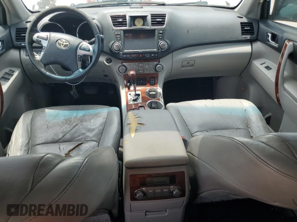 2011 Toyota Highlander Limited with VIN 5TDYK3EH6BS027426, listed as a Copart auction lot 57223895 with 465,279 mi miles and Salvage title. Bid and sale history available at DreamBid. Image 8.