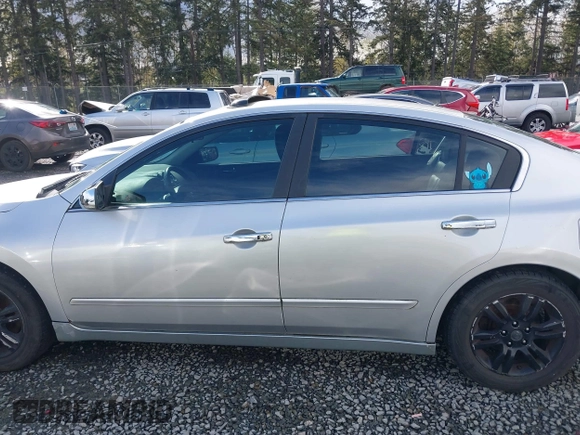 2011 Nissan Altima 2.5 S with VIN 1N4AL2AP0BC139989, listed as a IAAI auction lot 41944286 with 198,253 mi miles. Bid and sale history available at carsss.com. Image 15.