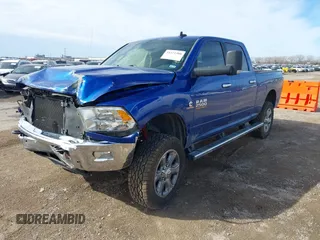 2018 Ram 2500 Big Horn with VIN 3C6UR5DL5JG122236, listed as a IAAI auction lot 41671388 with 128,044 mi miles. Bid and sale history available at carsss.com. Image 17.