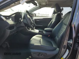 2023 Toyota RAV4 Hybrid XLE Premium z VIN JTMB6RFV5PD080395, wystawiony jako Copart lot #54899515 z przebiegiem 9 190 mil mil oraz Szkoda całkowita • Salvage title. Historia ofert i sprzedaży dostępna na DreamBid. Obrazek 7.