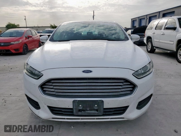 2013 Ford Fusion SE Hybrid with VIN 3FA6P0LU9DR304525, listed as a Copart auction lot 63324645 with 105,689 mi miles and Clean title. Bid and sale history available at DreamBid. Image 5.