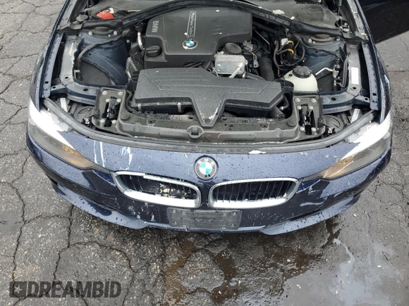 2013 BMW 3 Series 328i xDrive z VIN WBA3B3C50DJ969679, wystawiony jako Copart lot #58814715 z przebiegiem 74 320 mil mil oraz Szkoda całkowita • Salvage title. Historia ofert i sprzedaży dostępna na DreamBid. Obrazek 11.