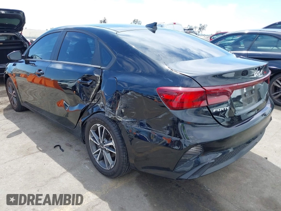 2022 Kia Forte LXS with VIN 3KPF24AD3NE450379, listed as a IAAI auction lot 42014796 with 109,296 mi miles. Bid and sale history available at carsss.com. Image 3.