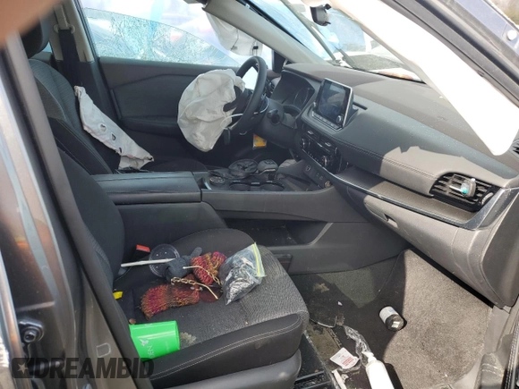 2022 Nissan Rogue SV with VIN 5N1BT3BB2NC688679, listed as a Copart auction lot 42315665 with Not Provided miles and Salvage Title. Bid and sale history available at DreamBid. Image 7.