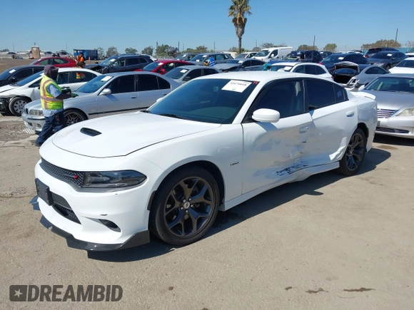 2019 Dodge Charger R/T z VIN 2C3CDXCT8KH738096, wystawiony jako IAAI lot #41676018 z przebiegiem 30 935 mil mil oraz . Historia ofert i sprzedaży dostępna na DreamBid. Obrazek 18.