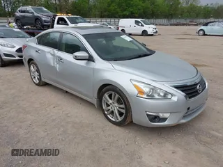 2013 Nissan Altima SV with VIN 1N4BL3AP9DC249999, listed as a IAAI auction lot 42036949 with 212,873 mi miles and . Bid and sale history available at carsss.com. Image 1.