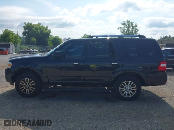 2013 Ford Expedition Limited z VIN 1FMJU2A53DEF26318, wystawiony jako IAAI lot #42769952 z przebiegiem 142 973 mil mil oraz . Historia ofert i sprzedaży dostępna na DreamBid. Obrazek 15.