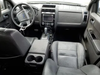 2010 Ford Escape Limited с VIN 1FMCU0EG8AKD06419, выставлен на аукционе Copart как лот 62357115 с пробегом 138 687 миль миль и Списание • Salvage title. История ставок и продаж доступна на DreamBid. Изображение 8.