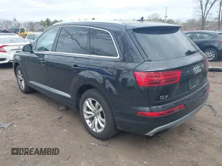 2019 Audi Q7 Premium with VIN WA1AAAF74KD002299, listed as a IAAI auction lot 42066717 with 91,898 mi miles and . Bid and sale history available at DreamBid. Image 3.