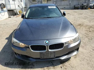 2013 BMW 3 Series 328i с VIN WBA3A5C53DF352746, выставлен на аукционе Copart как лот 59400105 с пробегом 210 767 миль миль и Чистый • Clean title. История ставок и продаж доступна на DreamBid. Изображение 5.