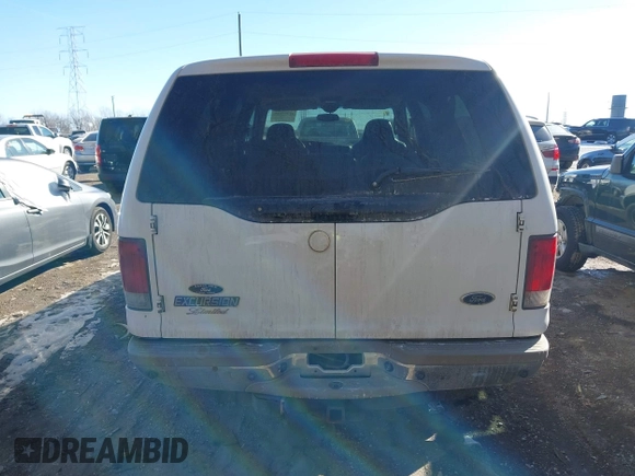 2002 Ford Excursion Limited z VIN 1FMNU43S32ED21966, wystawiony jako IAAI lot #41395015 z przebiegiem 224 696 mil mil oraz . Historia ofert i sprzedaży dostępna na DreamBid. Obrazek 16.