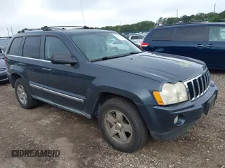 2007 Jeep Grand Cherokee Limited with VIN 1J8HR582X7C698632, listed as a IAAI auction lot 42723513 with 206,039 mi miles and . Bid and sale history available at DreamBid. Image 1.