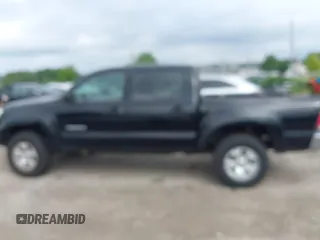 2013 Toyota Tacoma with VIN 3TMLU4EN5DM107500, listed as a IAAI auction lot 42733914 with Not provided miles and . Bid and sale history available at DreamBid. Image 15.
