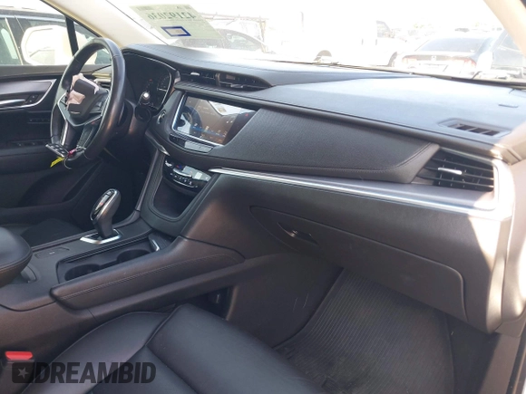 2018 Cadillac XT5 Luxury FWD with VIN 1GYKNCRS2JZ174756, listed as a IAAI auction lot 42192036 with 63,684 mi miles and . Bid and sale history available at carsss.com. Image 5.