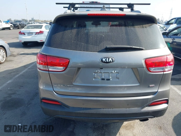 2017 Kia Sorento LX with VIN 5XYPG4A38HG206473, listed as a IAAI auction lot 41135610 with 114,810 mi miles. Bid and sale history available at carsss.com. Image 15.