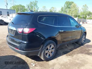 2016 Chevrolet Traverse LT z VIN 1GNKVGKD2GJ226801, wystawiony jako IAAI lot #42221753 z przebiegiem 135 118 mil mil oraz . Historia ofert i sprzedaży dostępna na DreamBid. Obrazek 4.