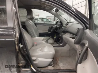 2009 Toyota RAV4 Ltd with VIN 2T3BK31V89W005566, listed as a IAAI auction lot 40931084 with 0 mi miles. Bid and sale history available at carsss.com. Image 5.