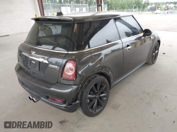 2012 MINI Hardtop S with VIN WMWSV3C52CTY19580, listed as a IAAI auction lot 42692197 with 90,745 mi miles and . Bid and sale history available at DreamBid. Image 4.