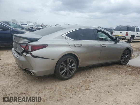 2021 Lexus ES with VIN 58AGZ1B19MU084872, listed as a Copart auction lot 44004425 with 65,257 mi miles and Salvage Title. Bid and sale history available at carsss.com. Image 3.