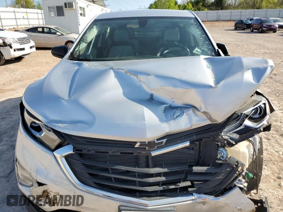 2019 Chevrolet Equinox LS z VIN 3GNAXHEV7KS507208, wystawiony jako Copart lot #52557065 z przebiegiem 119 425 mil mil oraz Szkoda całkowita • Salvage title. Historia ofert i sprzedaży dostępna na DreamBid. Obrazek 12.