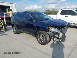 2020 Jeep Compass Latitude w/Sun/Safety Pkg with VIN 3C4NJCBB1LT224727, listed as a IAAI auction lot 41683813 with 36,107 mi miles. Bid and sale history available at carsss.com. Image 1.