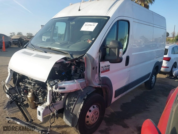 2019 Ram ProMaster Cargo Van with VIN 3C6TRVBG4KE562429, listed as a IAAI auction lot 41228131 with 72,026 mi miles. Bid and sale history available at carsss.com. Image 19.
