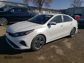 2024 Kia Forte LXS with VIN 3KPF24AD3RE810420, listed as a Copart auction lot 46855355 with 6,760 mi miles and Salvage Title. Bid and sale history available at carsss.com. Image 1.
