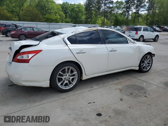 2010 Nissan Maxima SV z VIN 1N4AA5AP3AC836921, wystawiony jako Copart lot #52518935 z przebiegiem 185 841 mil mil oraz Szkoda całkowita • Salvage title. Historia ofert i sprzedaży dostępna na DreamBid. Obrazek 3.