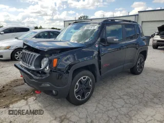 2017 Jeep Renegade Trailhawk z VIN ZACCJBCB3HPG30622, wystawiony jako Copart lot #55051675 z przebiegiem 82 478 mil mil oraz Szkody całkowita. Historia ofert i sprzedaży dostępna na DreamBid. Obrazek 1.