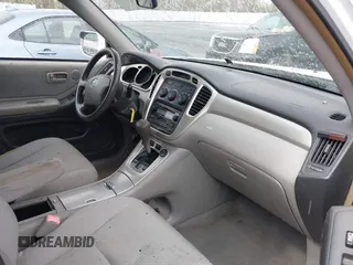 2007 Toyota Highlander z VIN JTEHP21A570202470, wystawiony jako IAAI lot #41923634 z przebiegiem 302 540 mil mil oraz . Historia ofert i sprzedaży dostępna na DreamBid. Obrazek 5.