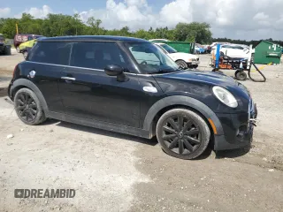 2016 MINI Hardtop S z VIN WMWXP7C50G3B33554, wystawiony jako Copart lot #66163155 z przebiegiem 95 387 mil mil oraz Szkoda całkowita • Salvage title. Historia ofert i sprzedaży dostępna na DreamBid. Obrazek 4.