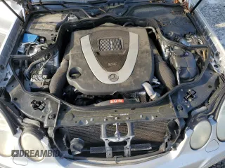 2007 Mercedes-Benz E 550 z VIN WDBUF72X17B045139, wystawiony jako Copart lot #55218075 z przebiegiem 148 304 mil mil oraz Szkoda całkowita • Salvage title. Historia ofert i sprzedaży dostępna na DreamBid. Obrazek 11.