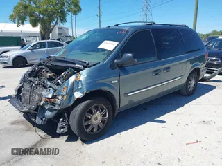 2007 Chrysler Town & Country Touring with VIN 2A4GP54LX7R183977, listed as a IAAI auction lot 42049186 with Not Provided miles and . Bid and sale history available at DreamBid. Image 18.