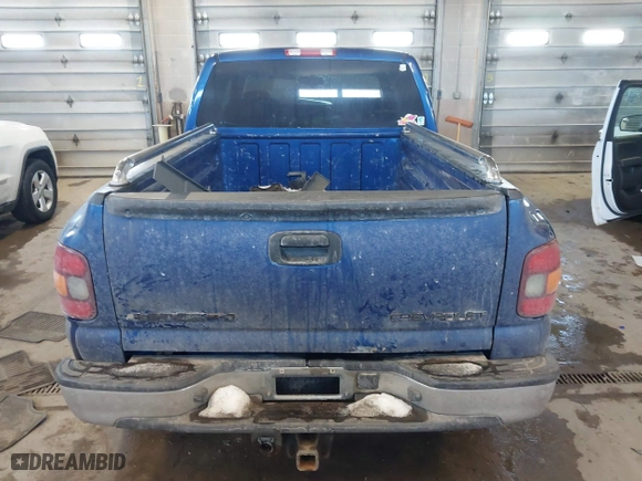 2003 Chevrolet Silverado 1500 LS with VIN 1GCEK19T83Z253084, listed as a IAAI auction lot 41500712 with 306,870 mi miles. Bid and sale history available at carsss.com. Image 17.