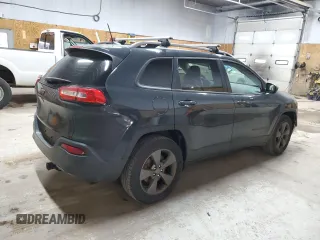 2016 Jeep Cherokee Latitude z VIN 1C4PJMCB9GW357748, wystawiony jako Copart lot #61690055 z przebiegiem 151 002 mil mil oraz Czysty tytuł • Clean title. Historia ofert i sprzedaży dostępna na DreamBid. Obrazek 3.