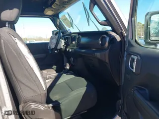 2019 Jeep Wrangler Unlimited Sport S with VIN 1C4HJXDN4KW599466, listed as a IAAI auction lot 41407578 with 77,312 mi miles. Bid and sale history available at carsss.com. Image 5.