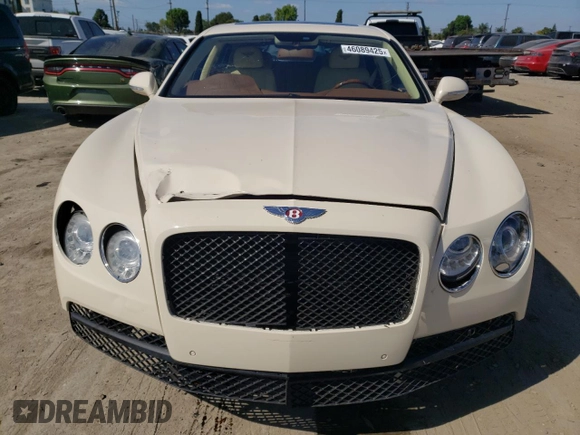 2014 Bentley Flying Spur z VIN SCBEC9ZAXEC095785, wystawiony jako Copart lot #46089425 z przebiegiem 23 435 mil mil oraz Szkody całkowita. Historia ofert i sprzedaży dostępna na DreamBid. Obrazek 5.