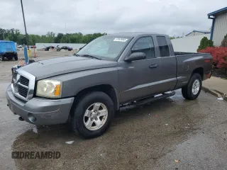 2006 Dodge Dakota SLT with VIN 1D7HW42N26S501704, listed as a Copart auction lot 57629665 with 116,183 mi miles and Salvage title. Bid and sale history available at DreamBid. Image 1.