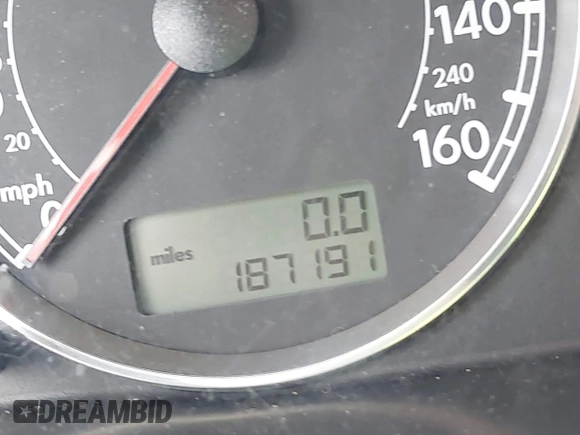 2004 Volkswagen Passat GLS с VIN WVWPD63B34E070605, выставлен на аукционе IAAI как лот 42433810 с пробегом 187 191 миль миль и . История ставок и продаж доступна на DreamBid. Изображение 7.