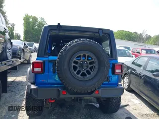 2021 Jeep Wrangler Unlimited Rubicon with VIN 1C4JJXFG3MW833275, listed as a IAAI auction lot 39371948 with 43,428 mi miles. Bid and sale history available at carsss.com. Image 16.