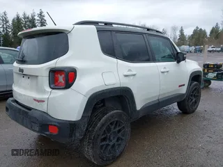 2017 Jeep Renegade Trailhawk с VIN ZACCJBCB6HPE79727, выставлен на аукционе IAAI как лот 41851367 с пробегом 90 645 миль миль и . История ставок и продаж доступна на DreamBid. Изображение 4.