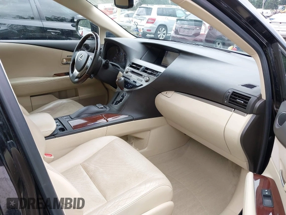2015 Lexus RX 350 z VIN 2T2BK1BA0FC258138, wystawiony jako IAAI lot #42581338 z przebiegiem 143 345 mil mil oraz . Historia ofert i sprzedaży dostępna na DreamBid. Obrazek 5.