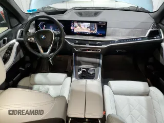 2024 BMW X5 xDrive40i with VIN 5UX23EU06R9S35422, listed as a Copart auction lot 58145345 with 537 mi miles and Salvage title. Bid and sale history available at DreamBid. Image 8.